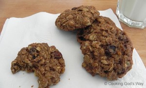 Soaked Oatmeal Raisin Cookies